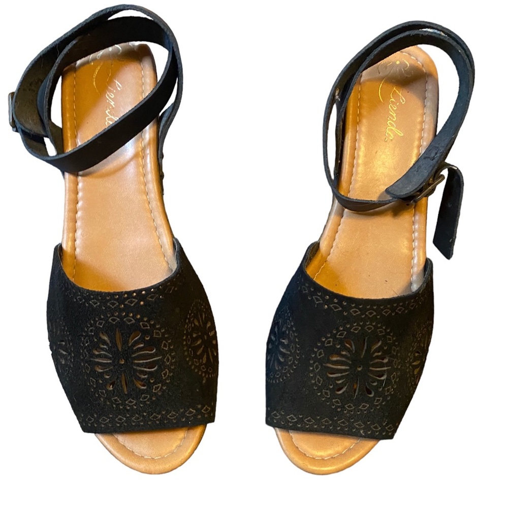 Anthropologie Liendo Black Cutout Platform Sandals with ankle strap